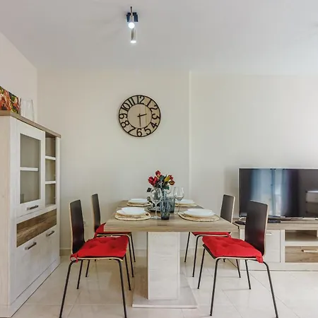 Beachfront Townhouse Palm-mar بالم مار