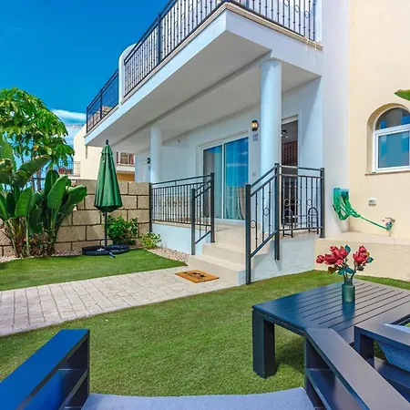 Daire Beachfront Townhouse Palm-mar